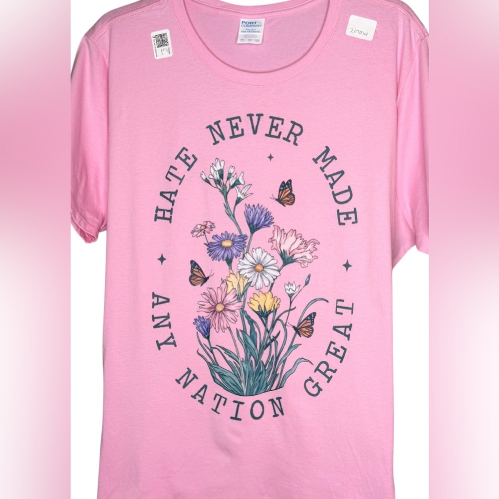NWT Hate Never Made a Nation Great graphic tee shirt size